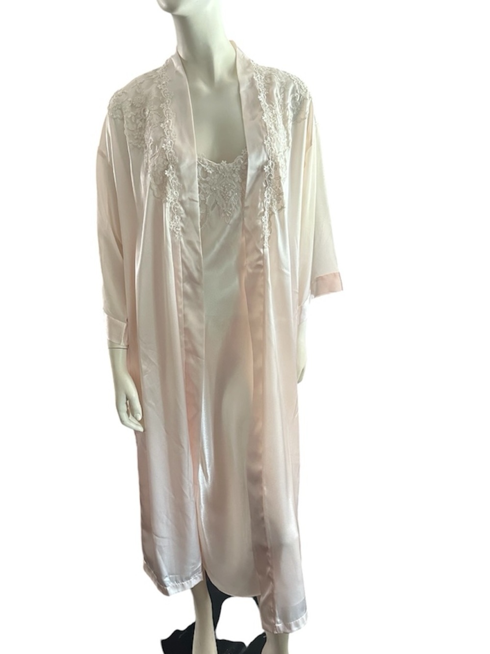 Alexandra Nicole Vintage Lace Embroidered Satin Nightgown & Robe Pink Medium EUC